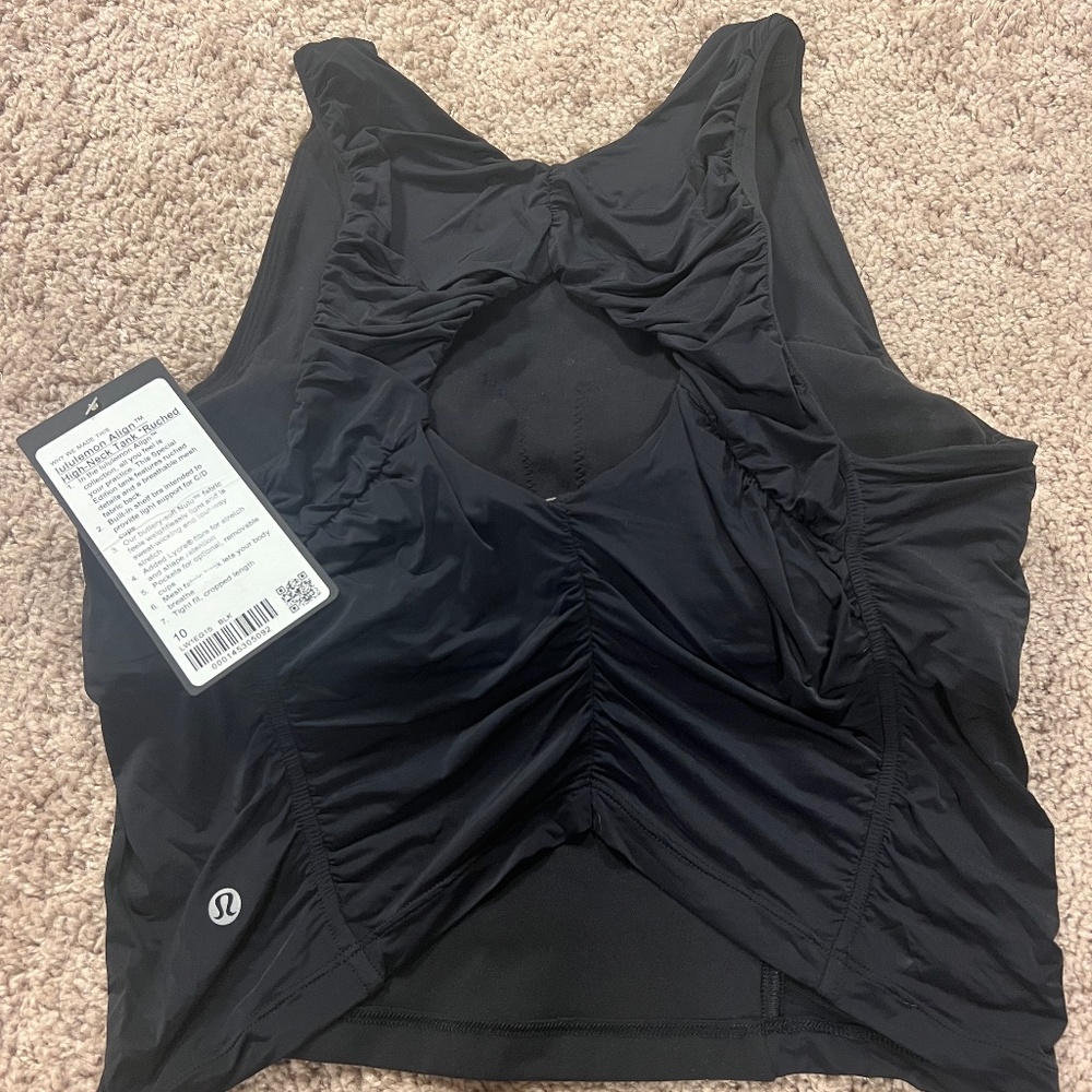 NWT black tank